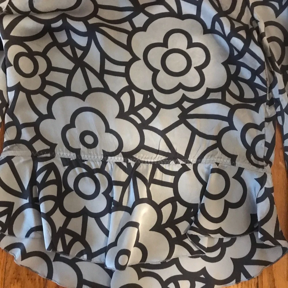 Moschino Printed Silk Blouse - Picture 3 of 9